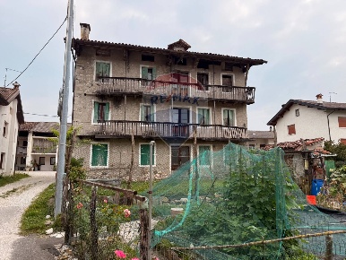 Foto Casa indipendente in via callibago, Santa Giustina Meano di 200 m²
