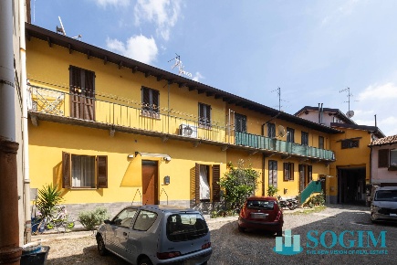 Foto Appartamento in Via Mario Preda, Verano Brianza di 116 m² con 3 locali