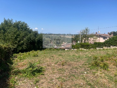 Foto Terreno residenziale a Rignano Flaminio Montelarco di 1580 m²