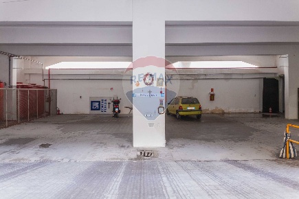 Foto Locale commerciale in Via Torino, Catania Vulcania - Sanzio di 300 m²