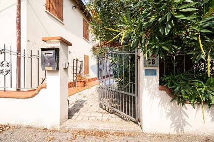 Foto Casa indipendente in VIA SANT'ANTONIO, Pomponesco Banzuolo di 214 m²