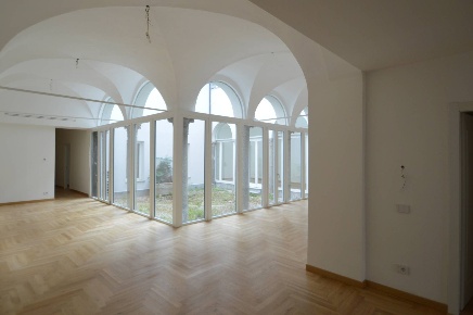 Foto Appartamento in Piazza del Lino, Pavia Centro Storico di 298 m²