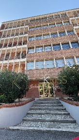 Foto Appartamento in Viale Cesare Battisti, Ferrara Stazione di 140 m²