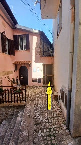 Foto Appartamento in Via Pier Giuseppe Doria, Maenza di 80 m² con 3 locali