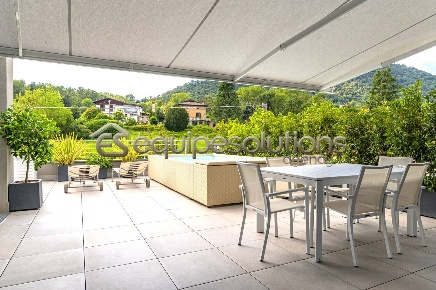 Foto Attico in Via Mirabella, Torre Boldone Centro di 162 m² con 3 locali
