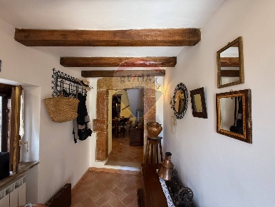 Foto Case semi ndipendenti in Localita' Piaggia, Sellano di 164 m²