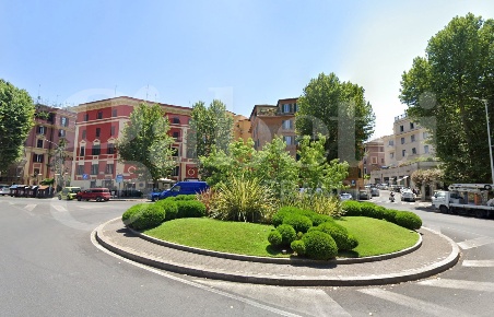 Foto Negozio in Parioli, Roma Parioli di 24 m² con 1 locali in affitto