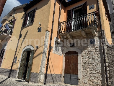 Foto Appartamento in Corso Vittorio Emanuele 18, Forlì del Sannio Centro