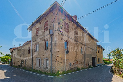 Foto Casa indipendente in Via Calvettera 20, Giaveno Centro di 160 m²