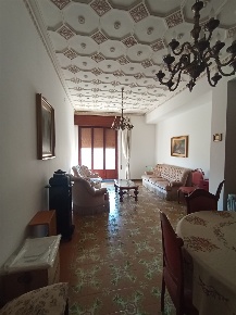 Foto Appartamento in via colonnello romey, Trapani Centro di 140 m²