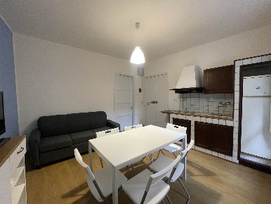 Foto Appartamento a Aci Castello Centro di 45 m² con 2 locali in affitto