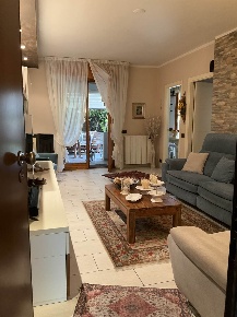 Foto Appartamento a Viareggio Bicchio - Varignano di 94 m² con 5 locali