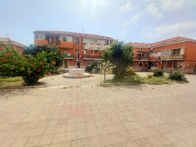 Foto Appartamento in Via Puglie 5, Messina Quartiere Americano di 80 m²