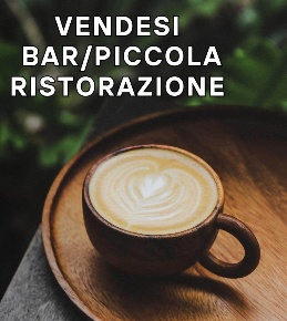 Foto Attività commerciale in via Foà, Vercelli Centro di 100 m² in vendita