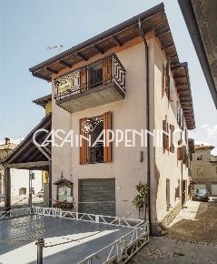 Foto Negozio a Frassinoro Centro di 50 m² con 1 locali in vendita