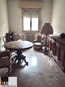 Foto Appartamento a Mantova Centro di 75 m² con 3 locali in vendita