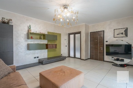 Foto Appartamento in corso europa, Pessano con Bornago Centro di 110 m²