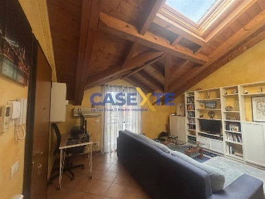 Foto Appartamento in Via Volta, Cassano Magnago di 62 m² con 2 locali