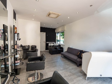 Foto Negozio a Venezia Cipressina di 35 m² con 1 locali in vendita