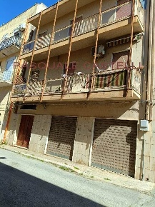 Foto Casa indipendente a Mazara del Vallo Centro di 232 m² con 10 locali