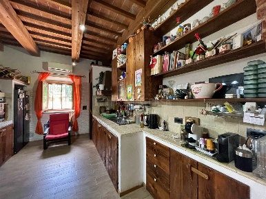 Foto Appartamento a Poggio a Caiano Centro di 130 m² con 5 locali