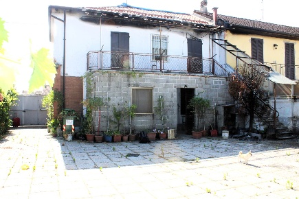 Foto Case semi ndipendenti in via Libertà  12, Costanzana di 120 m²