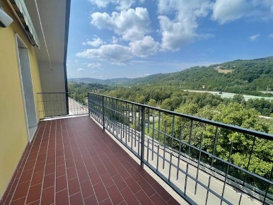 Foto Appartamento in Via Valdisambro 4, Monzuno Rioveggio di 119 m²