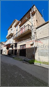 Foto Appartamento a Campobello di Licata di 240 m² con 4 locali in vendita