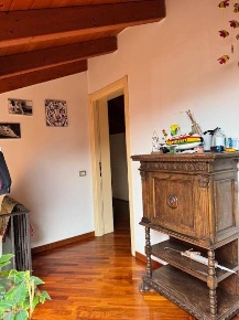 Foto Villa unifamiliare a Parma Centro Storico di 97 m² con 6 locali