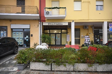 Foto Attività commerciale a Campogalliano Sacca - Stazione di 53 m²