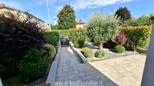 Foto Villa a schiera a Gossolengo di 198 m² in vendita