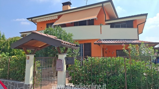 Foto Villa a schiera in Via Anselmo Medico 9, Piacenza I Vaccari di 105 m²