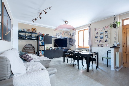 Foto Appartamento in Via Piedaspri, Serra San Quirico Centro di 114 m²