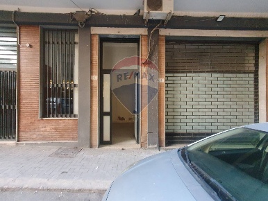 Foto Locale commerciale in Via Galileo Galilei/Viale Principe Umberto,