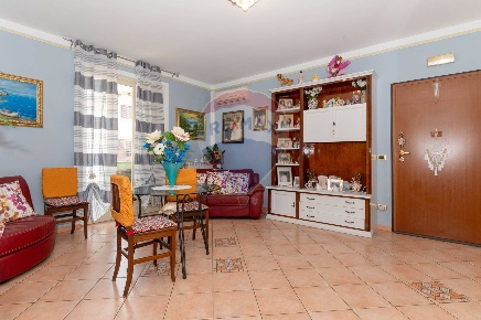 Foto Appartamento in Via Puglia 10, Pachino di 125 m² con 6 locali