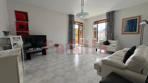 Foto Appartamento a Sirignano di 160 m² con 4 locali in vendita