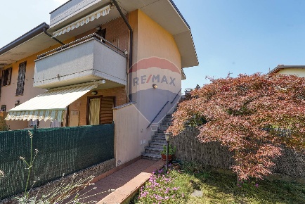 Foto Appartamento in Via Selva, Osio Sopra di 83 m² con 3 locali in vendita