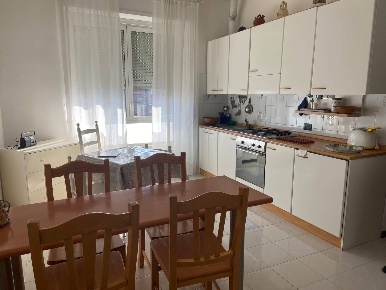 Foto Appartamento in VIA PARINI, Saronno di 45 m² con 2 locali in affitto