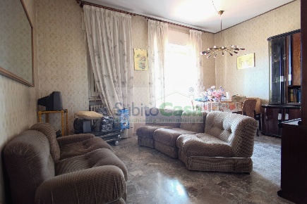 Foto Appartamento in Via Picena, Chieti Chieti Città di 122 m² con 5 locali