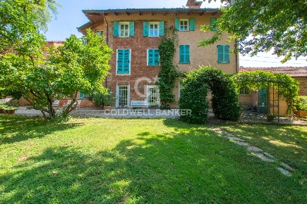 Foto Rustico in via asti, Tonco Centro di 1140 m² con 20 locali in vendita