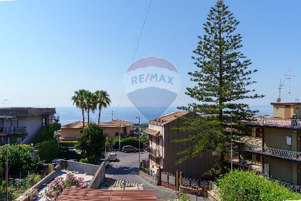 Foto Casa indipendente in via tripoli, Aci Castello Centro di 140 m²