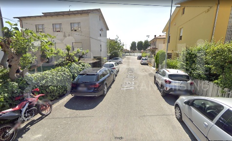 Foto Negozio in ugo foscolo, Loreto Musone di 121 m² in vendita