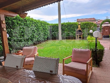 Foto Villa unifamiliare in Via Antonio Scopelliti 374, Scalea di 75 m²