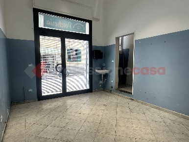 Foto Negozio a Livorno Calzabigi di 23 m² con 1 locali in affitto