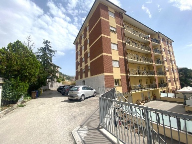 Foto Appartamento in Via Nicola Moscardelli 13 D, L'Aquila di 120 m²