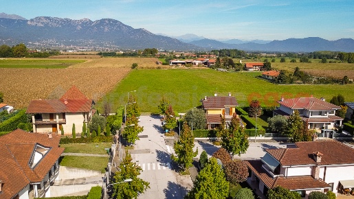 Foto Terreno residenziale in Via Monte Ghinivert 12, Pinerolo di 732 m²