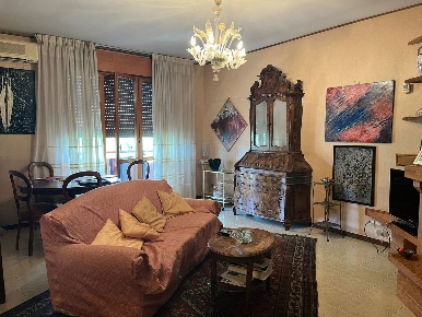Foto Appartamento in Via Circonvallazione Istoniense 204, Vasto di 90 m²
