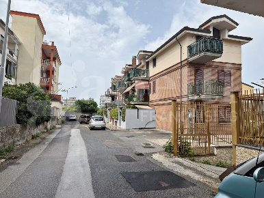 Foto Laboratorio in Via Taverna Del Passo 11, Angri Centro di 120 m²