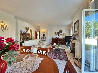 Foto Appartamento a Fosdinovo Borghetto Melara di 154 m² con 6 locali