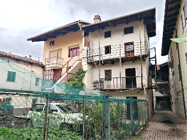 Foto Rustico in via Mazzini 21, Montalto Dora di 90 m² con 4 locali